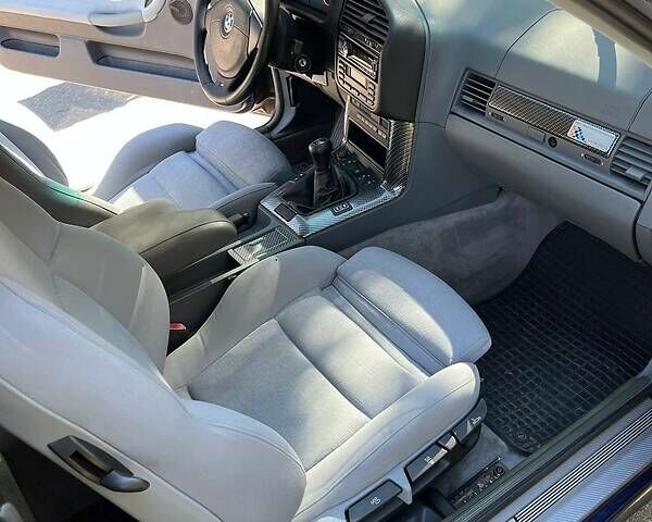 Синій БМВ 3 Серія, об'ємом двигуна 2 л та пробігом 375 тис. км за 2800 $, фото 9 на Automoto.ua