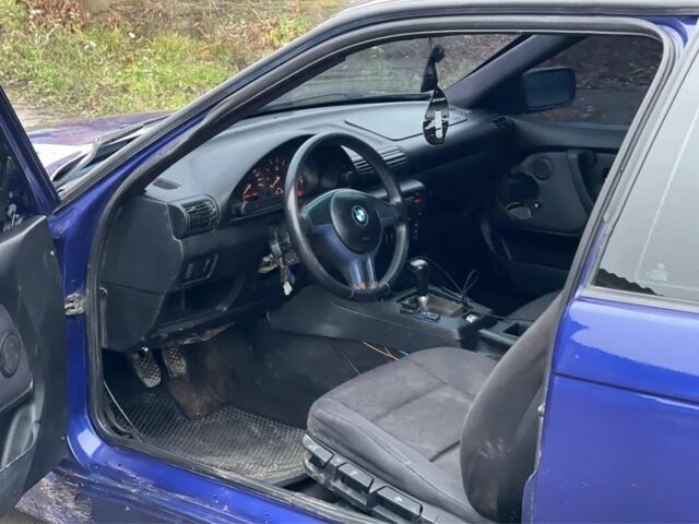 Синий БМВ 3 Серия, объемом двигателя 1.9 л и пробегом 250 тыс. км за 2150 $, фото 7 на Automoto.ua