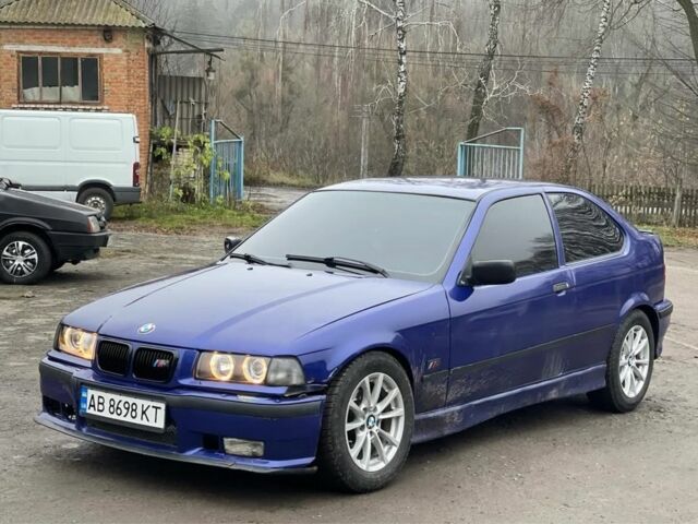 Синий БМВ 3 Серия, объемом двигателя 1.9 л и пробегом 250 тыс. км за 2150 $, фото 1 на Automoto.ua