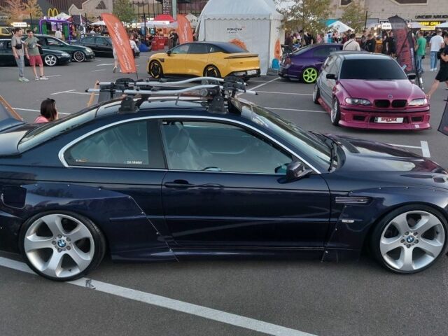 Синий БМВ 3 Серия, объемом двигателя 3 л и пробегом 200 тыс. км за 11000 $, фото 1 на Automoto.ua