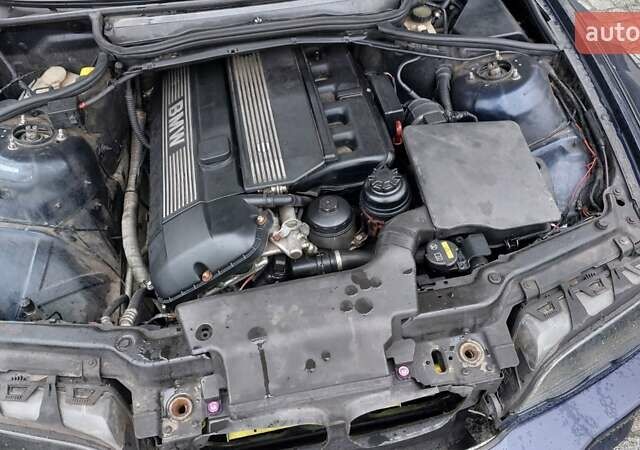 Синий БМВ 3 Серия, объемом двигателя 3 л и пробегом 200 тыс. км за 11000 $, фото 23 на Automoto.ua