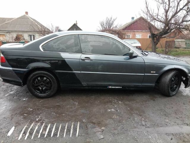 Синий БМВ 3 Серия, объемом двигателя 2 л и пробегом 299 тыс. км за 3000 $, фото 3 на Automoto.ua