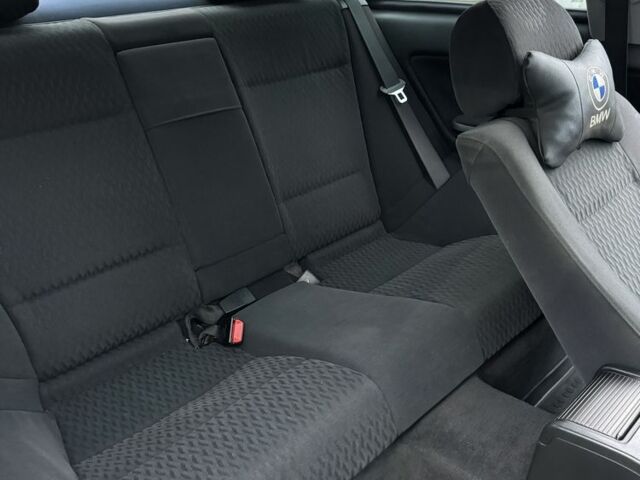 Синий БМВ 3 Серия, объемом двигателя 1.9 л и пробегом 185 тыс. км за 5500 $, фото 7 на Automoto.ua