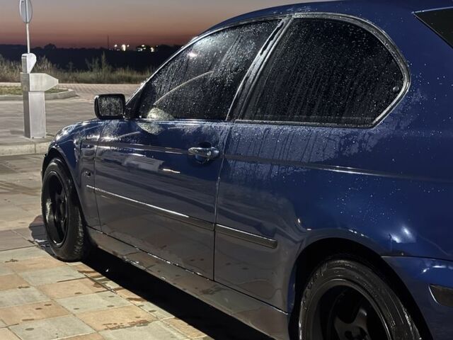 Синий БМВ 3 Серия, объемом двигателя 1.8 л и пробегом 330 тыс. км за 3000 $, фото 5 на Automoto.ua