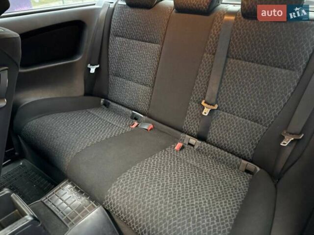 Синій БМВ 3 Серія, об'ємом двигуна 1.8 л та пробігом 266 тис. км за 3999 $, фото 8 на Automoto.ua