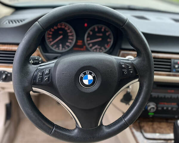 Синий БМВ 3 Серия, объемом двигателя 2 л и пробегом 122 тыс. км за 9999 $, фото 7 на Automoto.ua