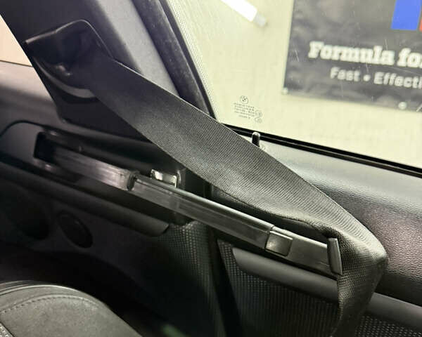 Синий БМВ 3 Серия, объемом двигателя 2.5 л и пробегом 170 тыс. км за 8000 $, фото 24 на Automoto.ua