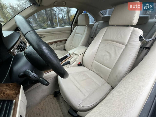 Синий БМВ 3 Серия, объемом двигателя 2 л и пробегом 122 тыс. км за 9999 $, фото 9 на Automoto.ua