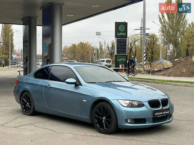 Синий БМВ 3 Серия, объемом двигателя 2 л и пробегом 122 тыс. км за 9999 $, фото 2 на Automoto.ua