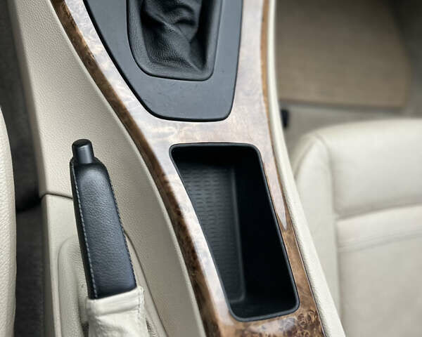 Синий БМВ 3 Серия, объемом двигателя 2 л и пробегом 122 тыс. км за 9999 $, фото 12 на Automoto.ua