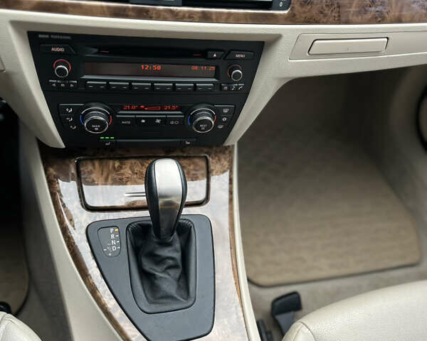 Синий БМВ 3 Серия, объемом двигателя 2 л и пробегом 122 тыс. км за 9999 $, фото 16 на Automoto.ua