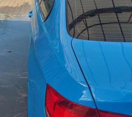 Синий БМВ 3 Серия, объемом двигателя 2 л и пробегом 219 тыс. км за 7500 $, фото 3 на Automoto.ua