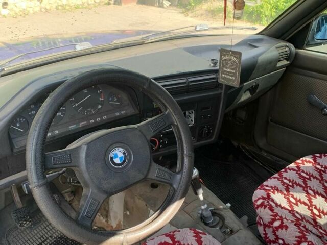 Синий БМВ 3 Серия, объемом двигателя 2.7 л и пробегом 200 тыс. км за 1199 $, фото 10 на Automoto.ua