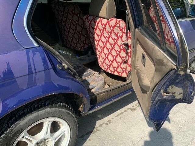 Синий БМВ 3 Серия, объемом двигателя 2.7 л и пробегом 200 тыс. км за 1199 $, фото 9 на Automoto.ua