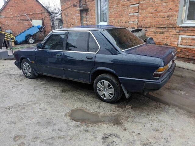 Синий БМВ 3 Серия, объемом двигателя 2 л и пробегом 300 тыс. км за 800 $, фото 1 на Automoto.ua