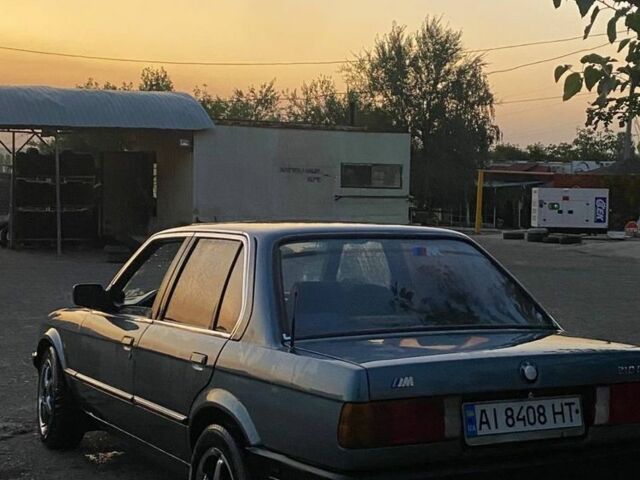 Синий БМВ 3 Серия, объемом двигателя 1.8 л и пробегом 240 тыс. км за 2499 $, фото 1 на Automoto.ua