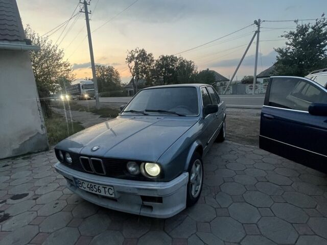 Синій БМВ 3 Серія, об'ємом двигуна 1.8 л та пробігом 453 тис. км за 1400 $, фото 1 на Automoto.ua