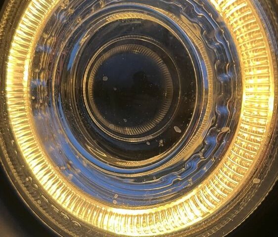 Синій БМВ 3 Серія, об'ємом двигуна 1.6 л та пробігом 200 тис. км за 1399 $, фото 5 на Automoto.ua