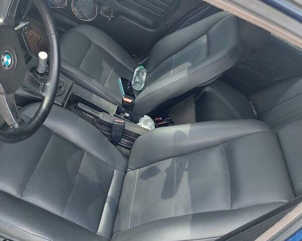 Синий БМВ 3 Серия, объемом двигателя 2.32 л и пробегом 311 тыс. км за 2499 $, фото 36 на Automoto.ua