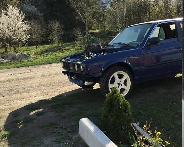 Синий БМВ 3 Серия, объемом двигателя 2 л и пробегом 100 тыс. км за 2100 $, фото 3 на Automoto.ua