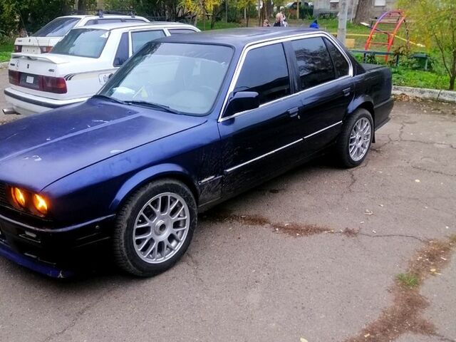 Синий БМВ 3 Серия, объемом двигателя 2.3 л и пробегом 240 тыс. км за 2000 $, фото 3 на Automoto.ua