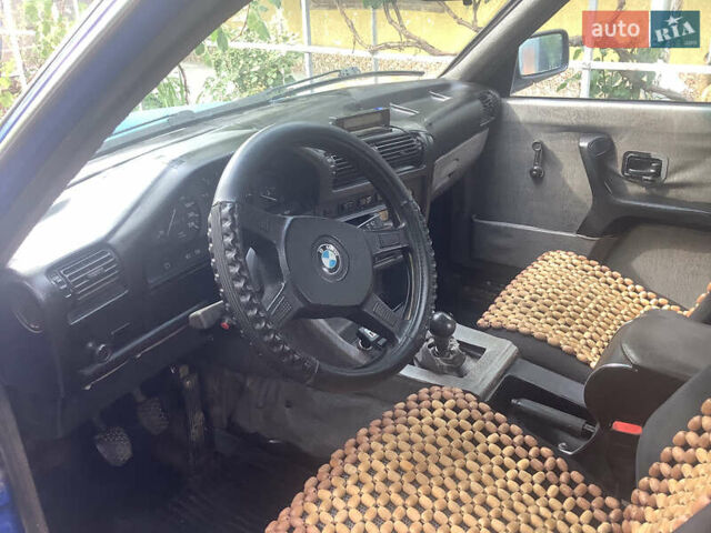 Синий БМВ 3 Серия, объемом двигателя 2.44 л и пробегом 440 тыс. км за 1500 $, фото 6 на Automoto.ua