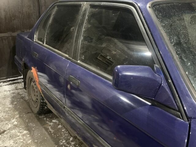 Синий БМВ 3 Серия, объемом двигателя 1.8 л и пробегом 1000 тыс. км за 1400 $, фото 5 на Automoto.ua