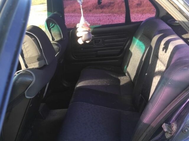 Синий БМВ 3 Серия, объемом двигателя 0 л и пробегом 487 тыс. км за 1300 $, фото 5 на Automoto.ua