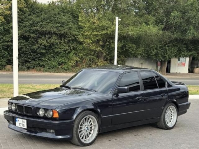 Синий БМВ 3 Серия, объемом двигателя 2 л и пробегом 430 тыс. км за 3000 $, фото 2 на Automoto.ua