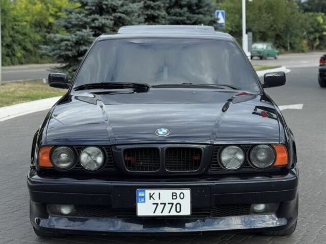 Синий БМВ 3 Серия, объемом двигателя 2 л и пробегом 430 тыс. км за 3000 $, фото 1 на Automoto.ua