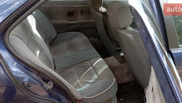 Синий БМВ 3 Серия, объемом двигателя 1.8 л и пробегом 505 тыс. км за 2600 $, фото 1 на Automoto.ua