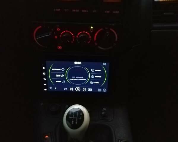 Синій БМВ 3 Серія, об'ємом двигуна 1.8 л та пробігом 280 тис. км за 2150 $, фото 1 на Automoto.ua