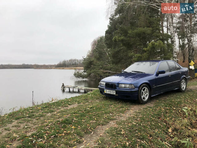 Синій БМВ 3 Серія, об'ємом двигуна 1.6 л та пробігом 326 тис. км за 2600 $, фото 6 на Automoto.ua