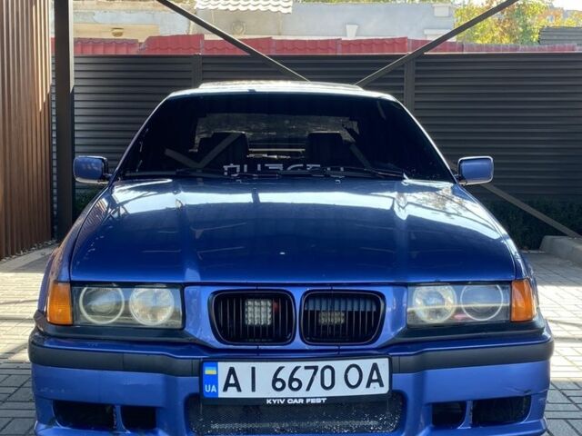 Синий БМВ 3 Серия, объемом двигателя 2.8 л и пробегом 512 тыс. км за 3000 $, фото 6 на Automoto.ua