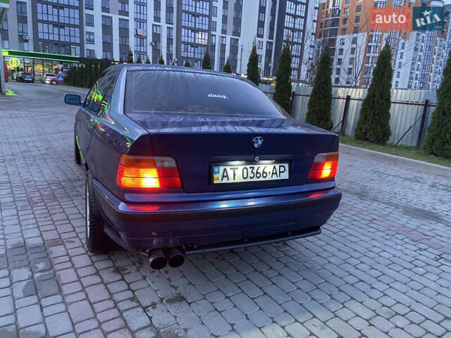 Синій БМВ 3 Серія, об'ємом двигуна 1.8 л та пробігом 300 тис. км за 2300 $, фото 5 на Automoto.ua