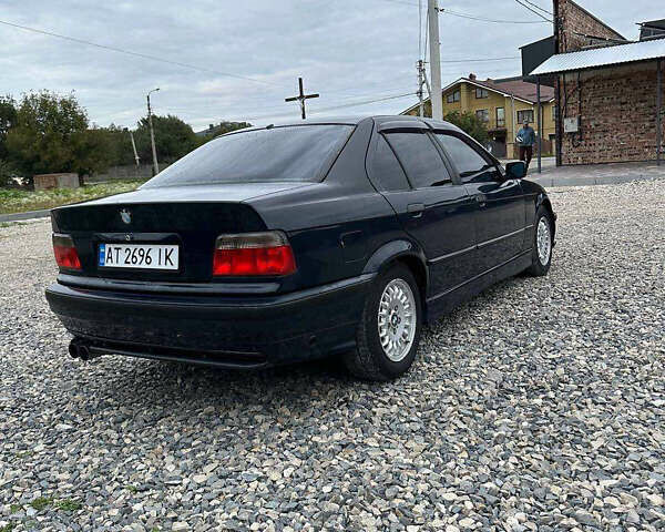 Синий БМВ 3 Серия, объемом двигателя 1.6 л и пробегом 350 тыс. км за 2700 $, фото 6 на Automoto.ua