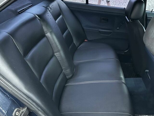 Синий БМВ 3 Серия, объемом двигателя 1.6 л и пробегом 200 тыс. км за 1700 $, фото 7 на Automoto.ua