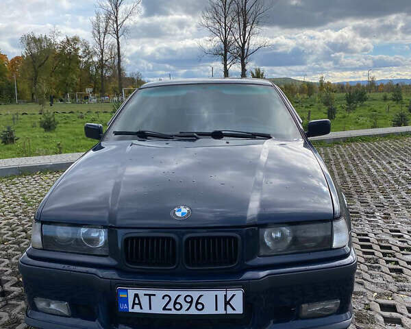 Синій БМВ 3 Серія, об'ємом двигуна 1.6 л та пробігом 374 тис. км за 2300 $, фото 1 на Automoto.ua