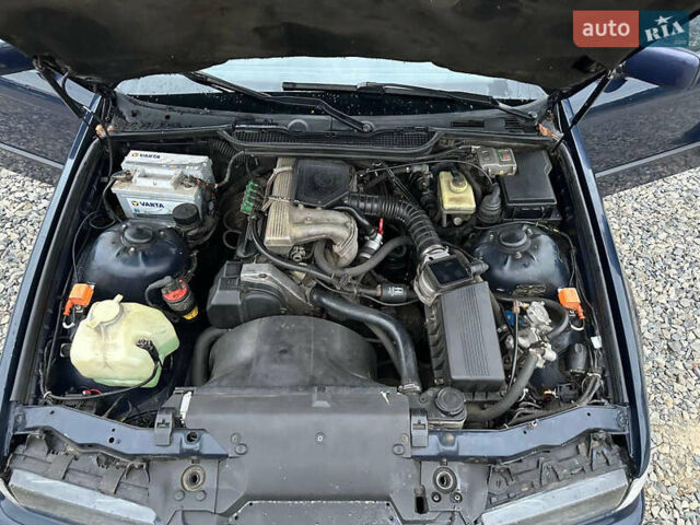 Синий БМВ 3 Серия, объемом двигателя 1.6 л и пробегом 350 тыс. км за 2700 $, фото 5 на Automoto.ua