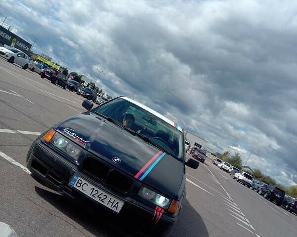 Синий БМВ 3 Серия, объемом двигателя 1.78 л и пробегом 290 тыс. км за 2300 $, фото 1 на Automoto.ua