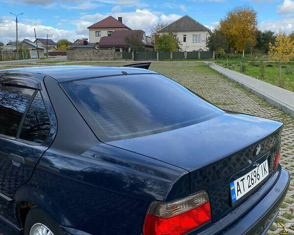 Синій БМВ 3 Серія, об'ємом двигуна 1.6 л та пробігом 374 тис. км за 2300 $, фото 10 на Automoto.ua