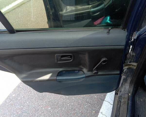 Синий БМВ 3 Серия, объемом двигателя 1.78 л и пробегом 290 тыс. км за 2300 $, фото 7 на Automoto.ua