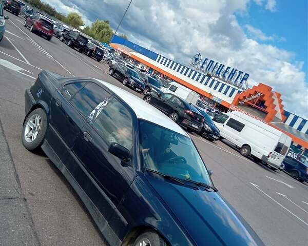 Синий БМВ 3 Серия, объемом двигателя 1.78 л и пробегом 290 тыс. км за 2300 $, фото 5 на Automoto.ua