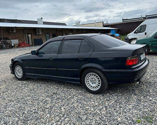 Синий БМВ 3 Серия, объемом двигателя 1.6 л и пробегом 350 тыс. км за 2700 $, фото 9 на Automoto.ua