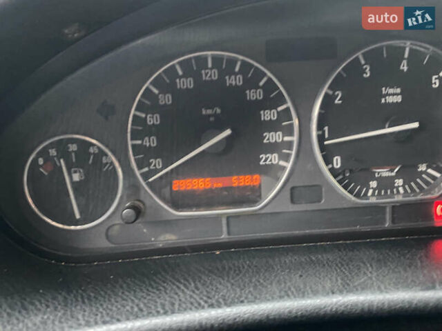 Синий БМВ 3 Серия, объемом двигателя 1.6 л и пробегом 296 тыс. км за 2900 $, фото 9 на Automoto.ua