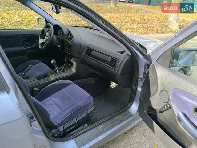 Синий БМВ 3 Серия, объемом двигателя 1.8 л и пробегом 240 тыс. км за 2800 $, фото 16 на Automoto.ua