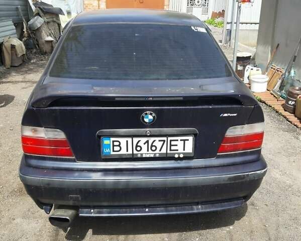 Синій БМВ 3 Серія, об'ємом двигуна 1.8 л та пробігом 357 тис. км за 3300 $, фото 1 на Automoto.ua