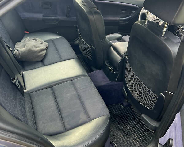 Синій БМВ 3 Серія, об'ємом двигуна 1.8 л та пробігом 600 тис. км за 3400 $, фото 20 на Automoto.ua