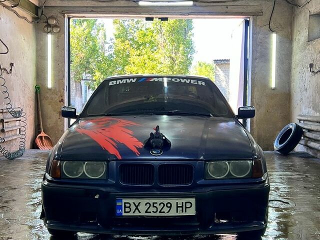 Синій БМВ 3 Серія, об'ємом двигуна 1.6 л та пробігом 336 тис. км за 2060 $, фото 3 на Automoto.ua