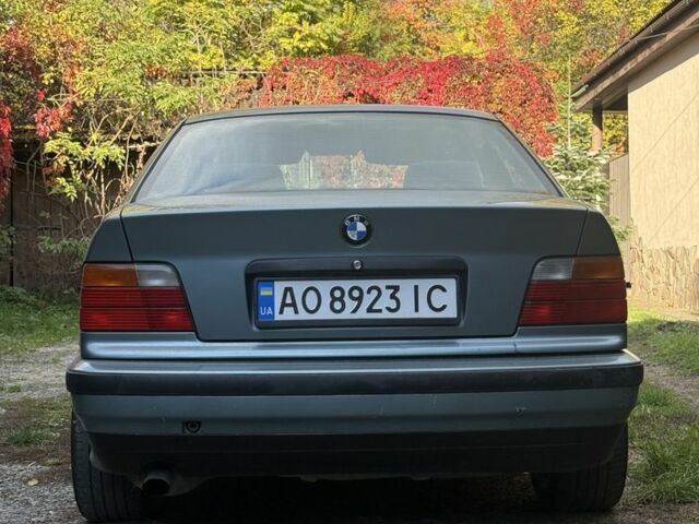 Синий БМВ 3 Серия, объемом двигателя 2 л и пробегом 280 тыс. км за 2500 $, фото 20 на Automoto.ua